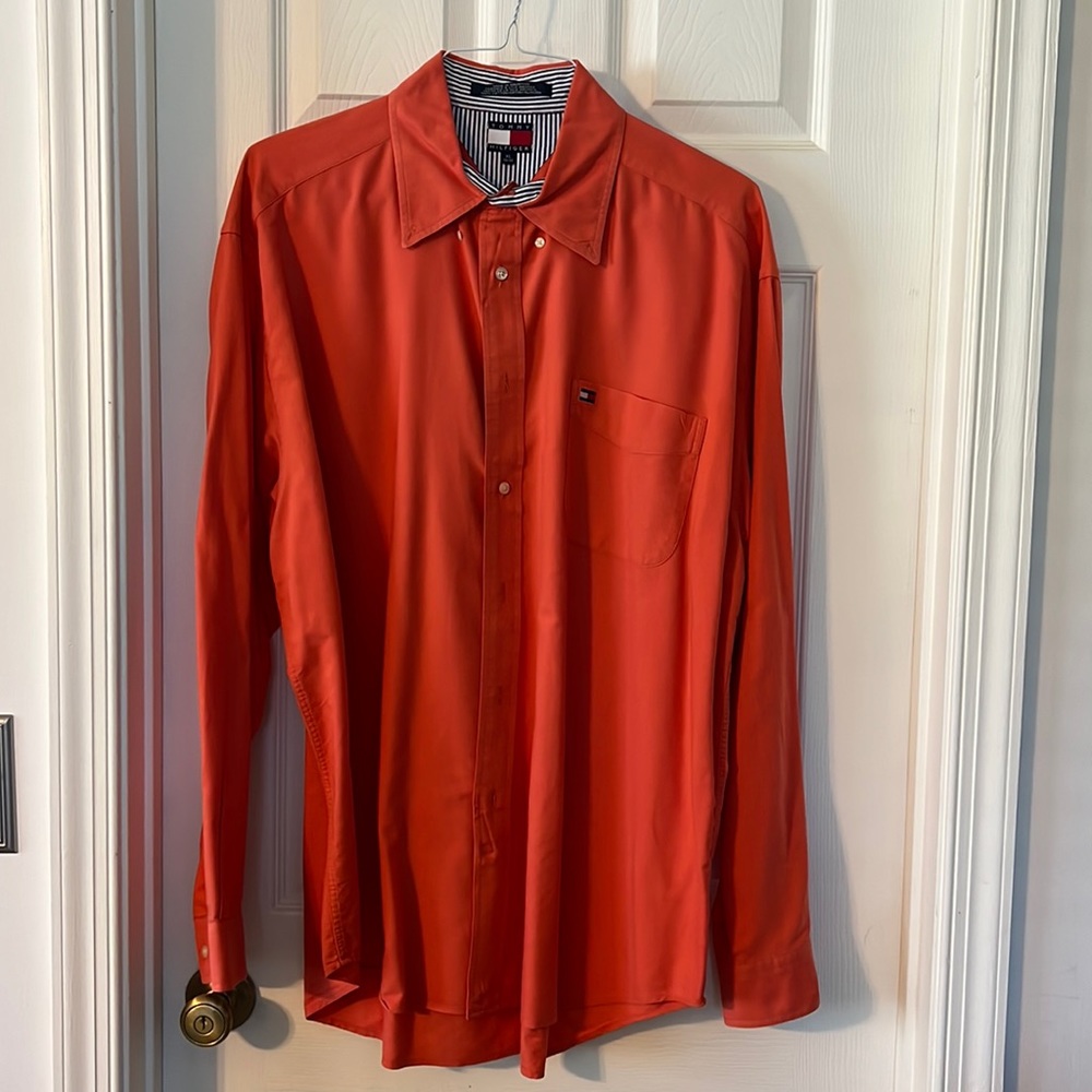 Men’s Tommy Hilfiger shirt